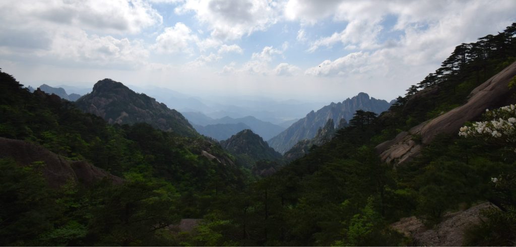 landscape photo of mountains